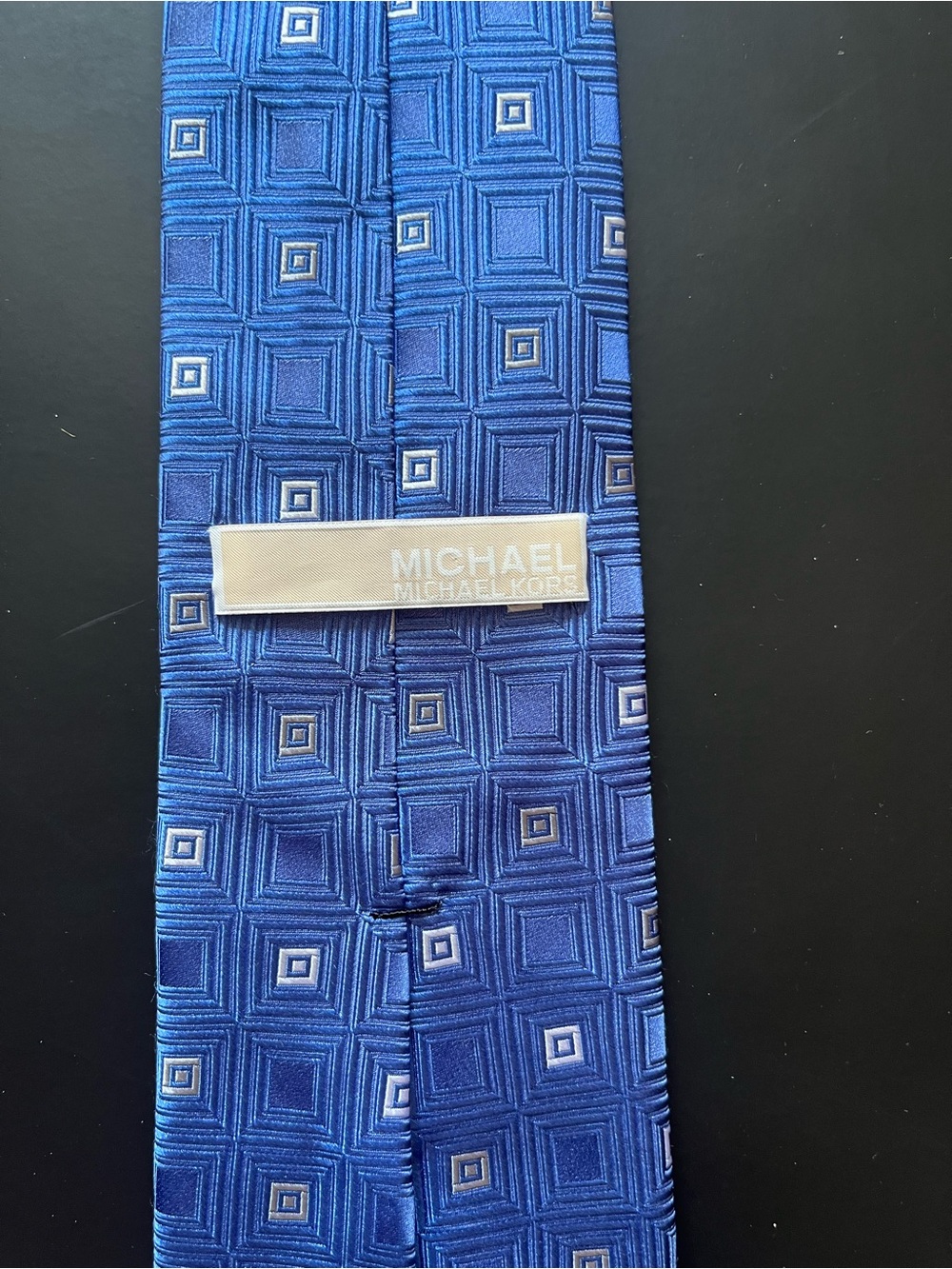 Michael Kors Men’s Blue Geometric Silk Tie